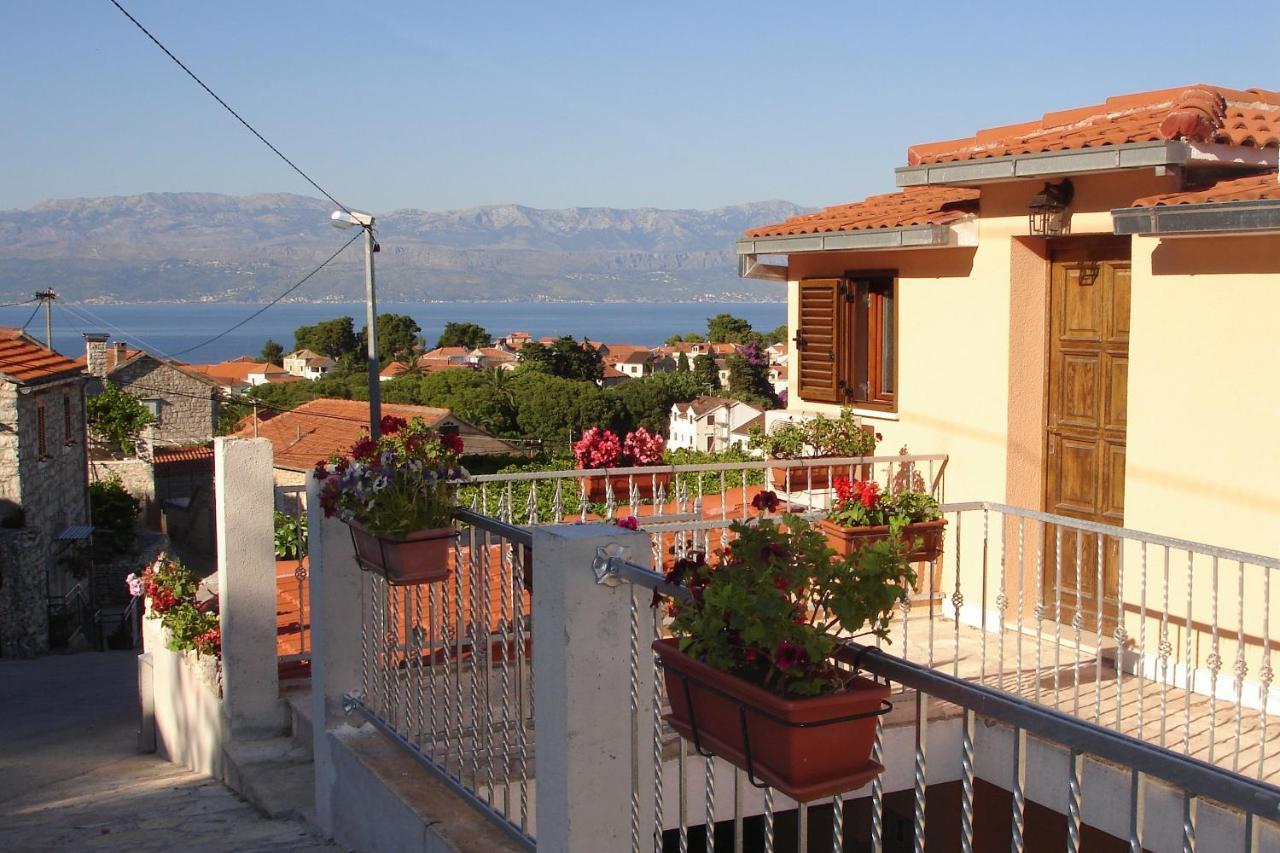 Apartments With A Parking Space Sutivan, Brac - 745 Esterno foto