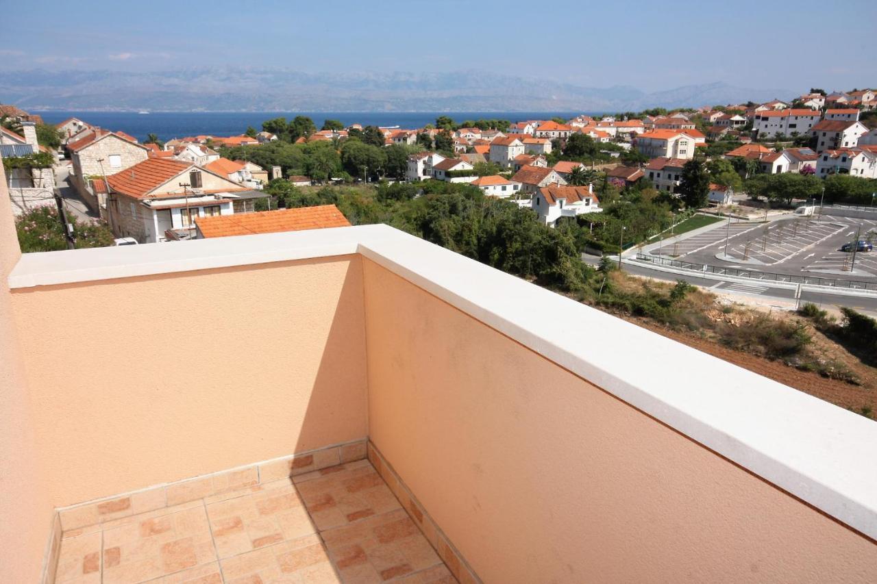 Apartments With A Parking Space Sutivan, Brac - 745 Esterno foto